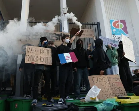 Recently Appointed French Prime Minister Faces Intense Scrutiny as Countrywide Protests Disrupt Schools and Transport