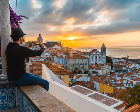 What's Driving Numerous People from the US Moving to Portugal?